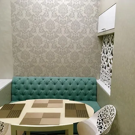 Apartment On Bunina 28