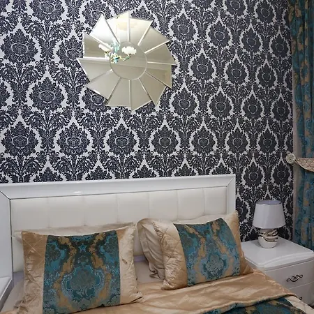 Apartment On Bunina 28